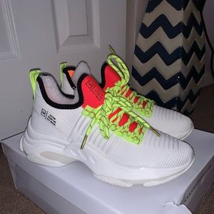 Steve Madden Sneakers